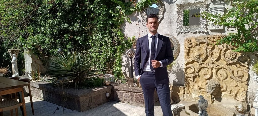 Profilul complet al lui Mihai Popa, Senior Vânzări la EkoGroup