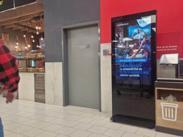 EkoGroup: Soluții de Publicitate Digitală pentru Locații Premium